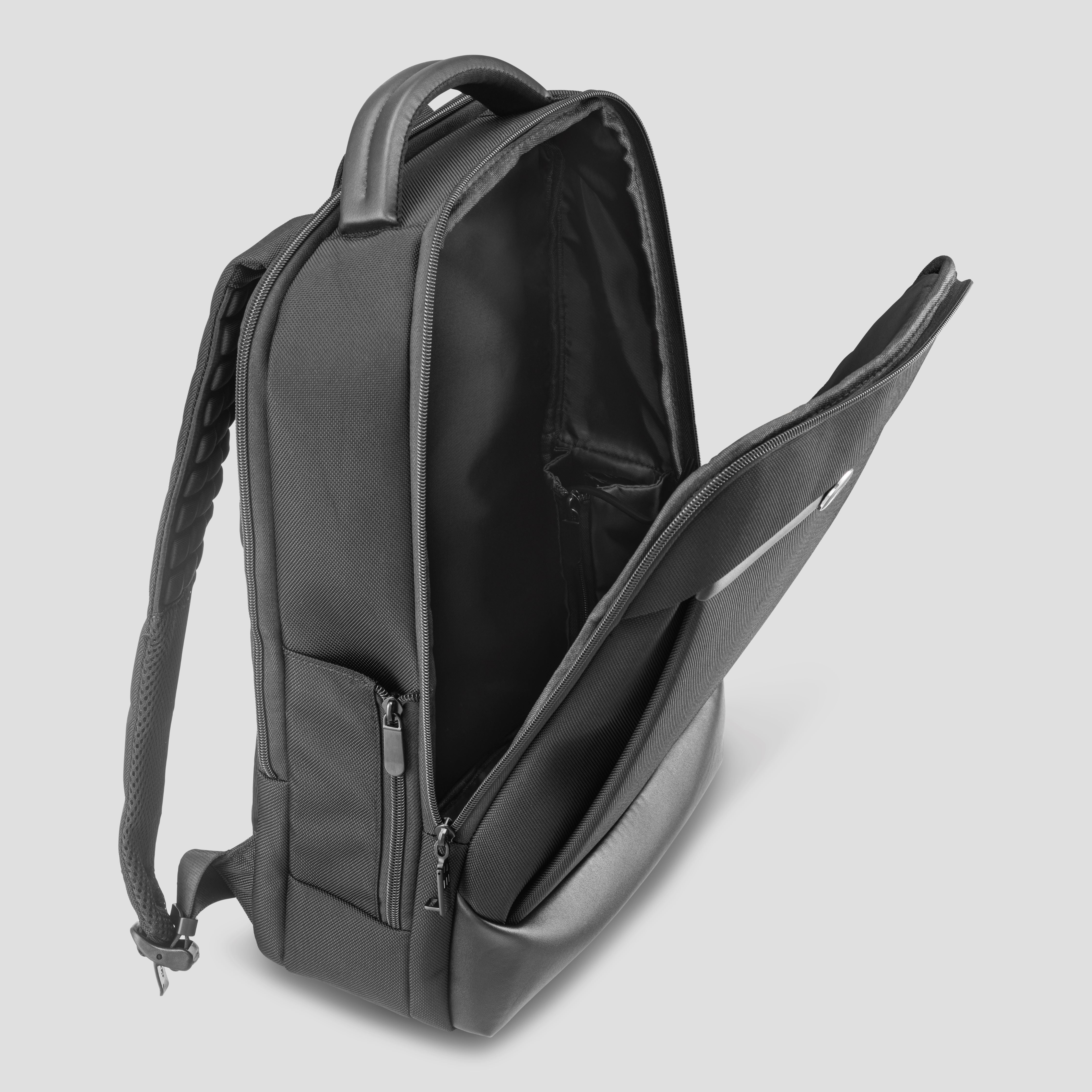 EBAG - GLOBE